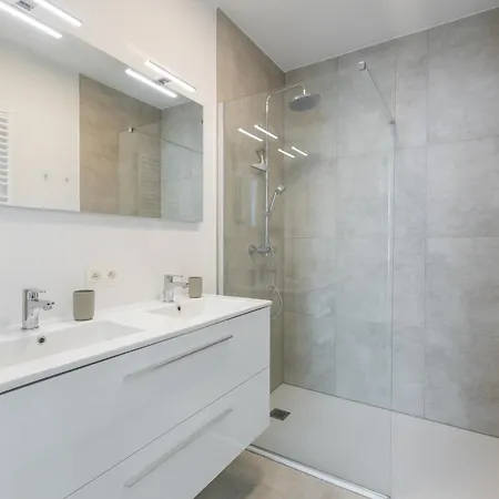 Apartamento Beatrice 01-03 *